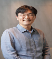 Prof. Gil-Ho Lee